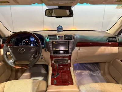 2011 لكزس إل إس 460