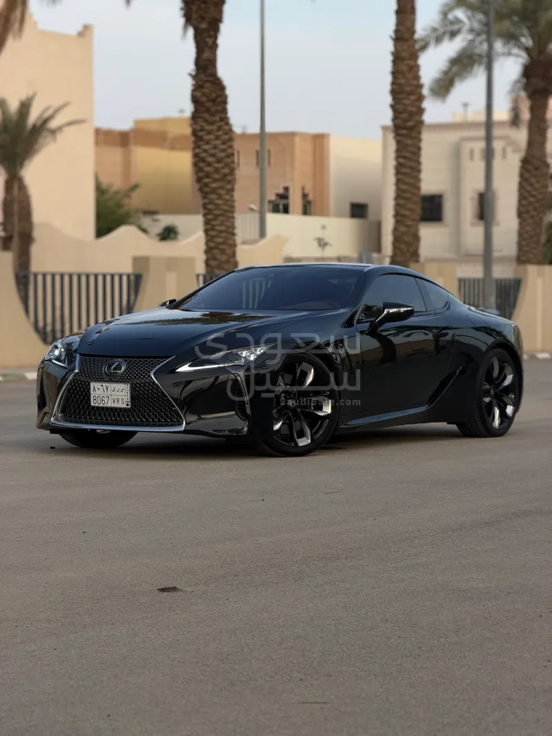 2026 لكزس إل سي 500