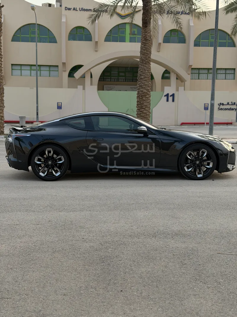 2026 لكزس إل سي 500