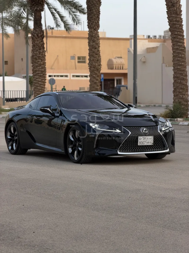 2026 لكزس إل سي 500