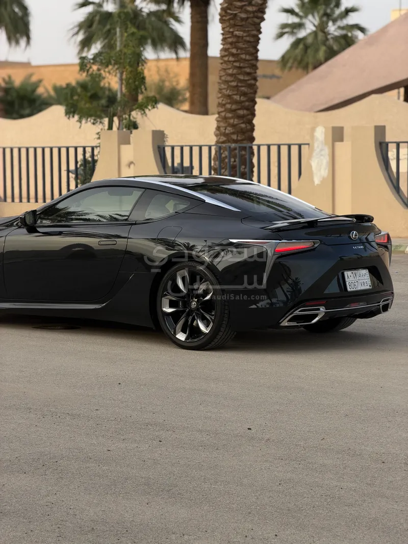 2026 لكزس إل سي 500