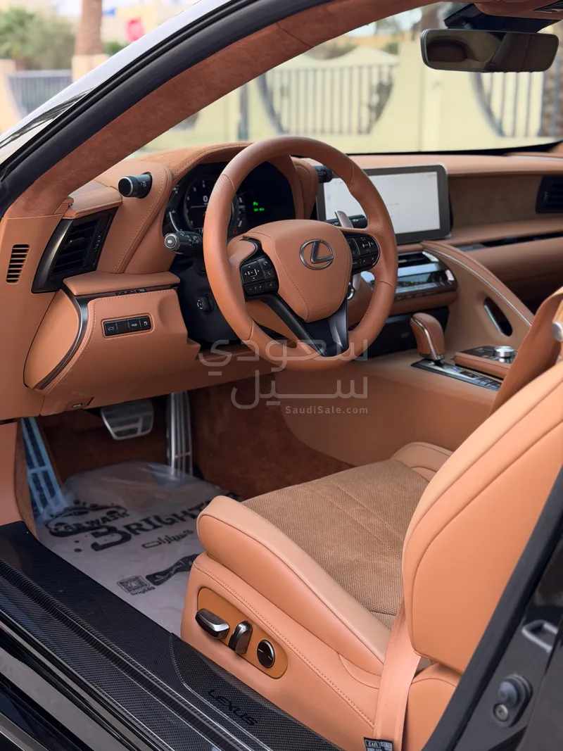 2026 لكزس إل سي 500