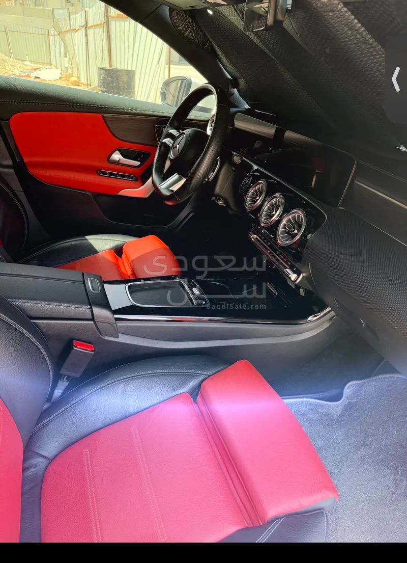 2024 مرسيدس - بنز أي 200