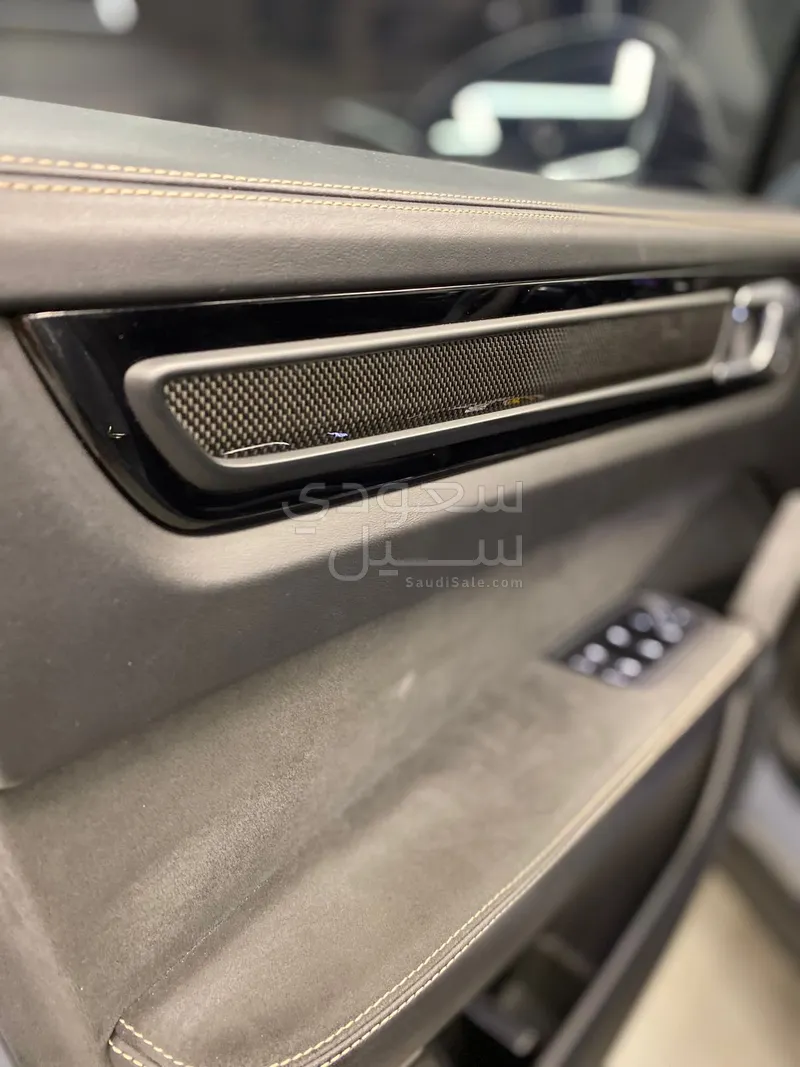2022 Porsche Cayenne Turbo GT
