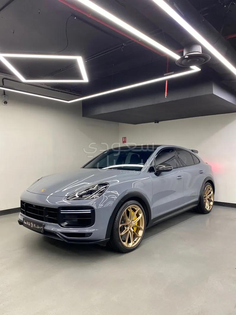 2022 Porsche Cayenne Turbo GT