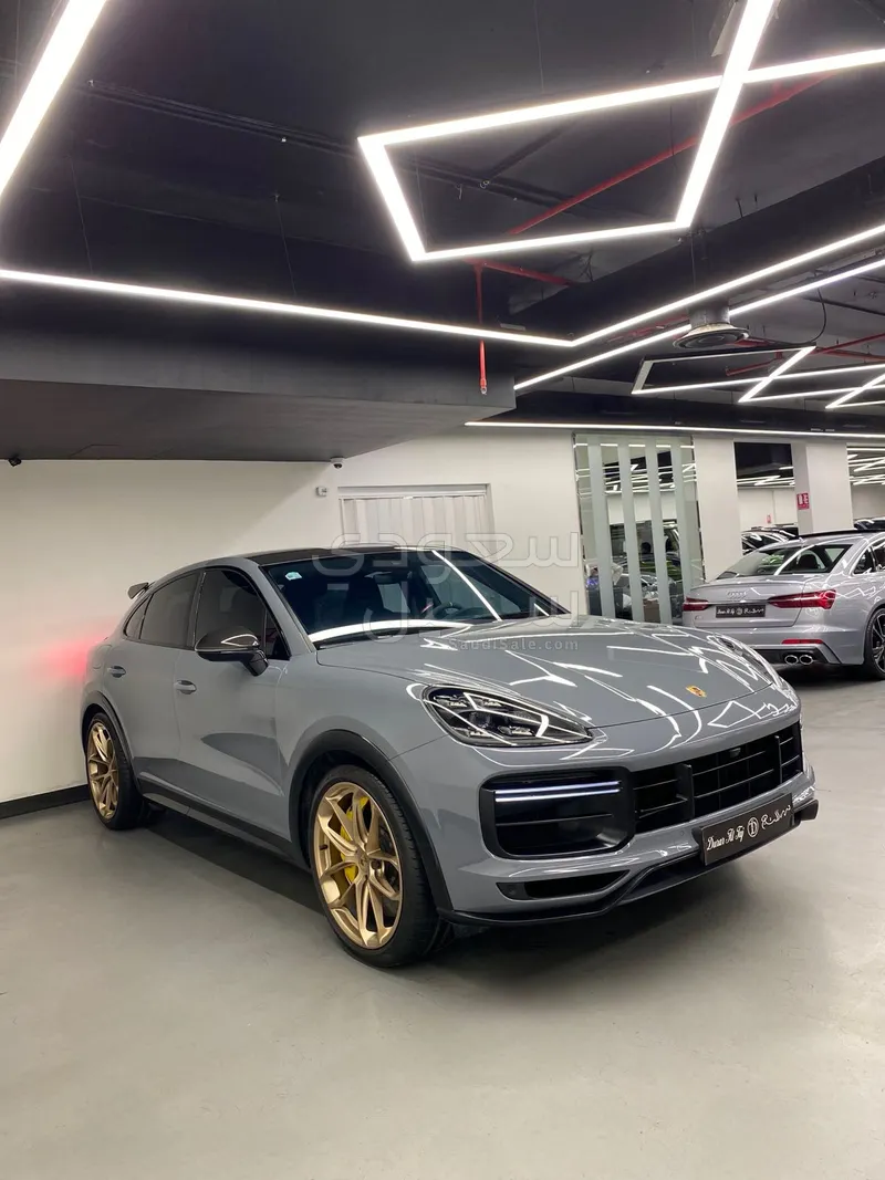 2022 Porsche Cayenne Turbo GT