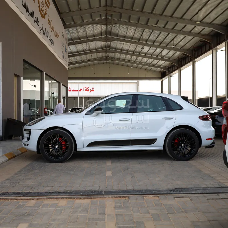 2017 Porsche Macan GTS
