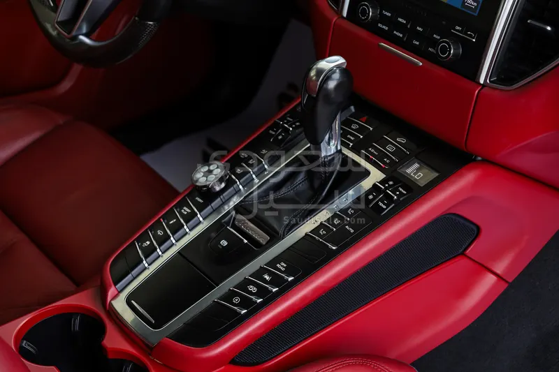 2017 Porsche Macan GTS