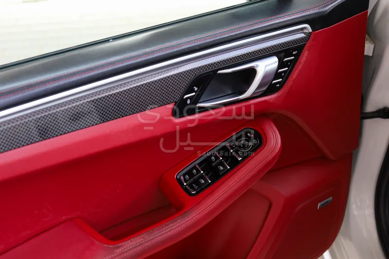 2017 Porsche Macan GTS