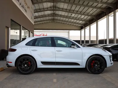 2017 Porsche Macan GTS