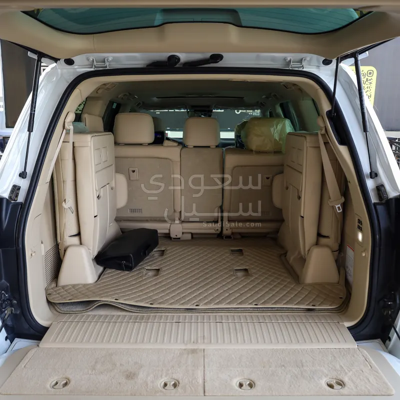2017 Lexus LX 570