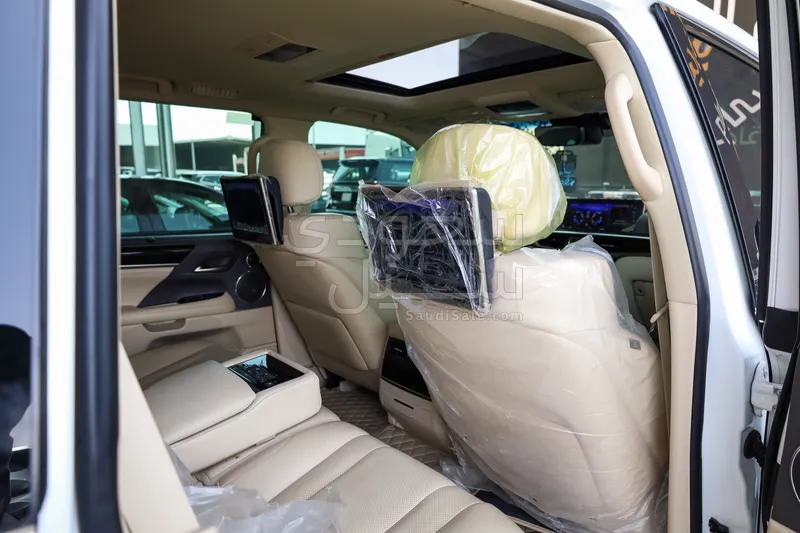 2017 Lexus LX 570