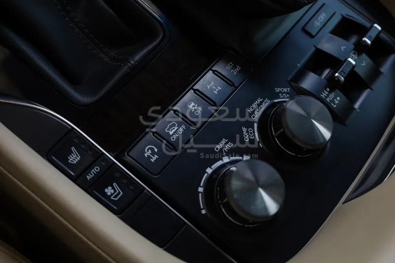2017 Lexus LX 570