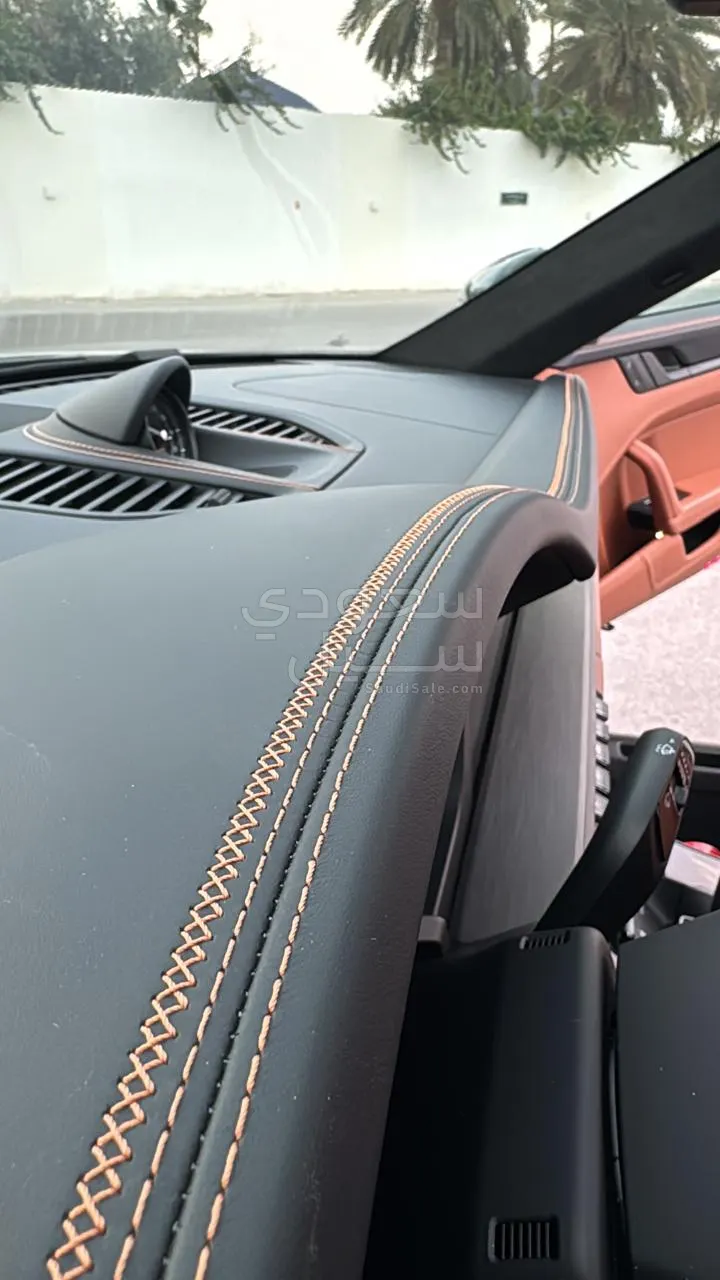 2026 Porsche 911 Carrera 4 GTS