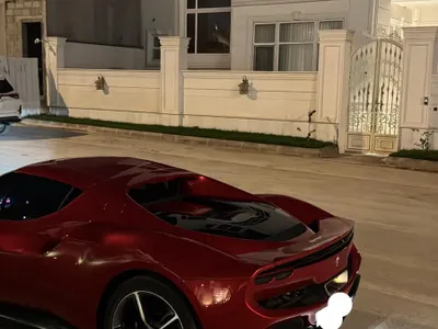 2023 فيراري جي تي بي 296