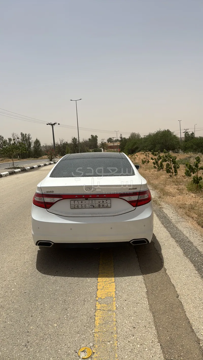2016 هيونداي ازيرا