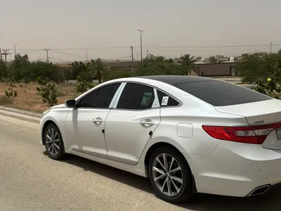 2016 هيونداي ازيرا