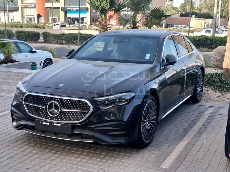 2026 Mercedes-Benz E 200