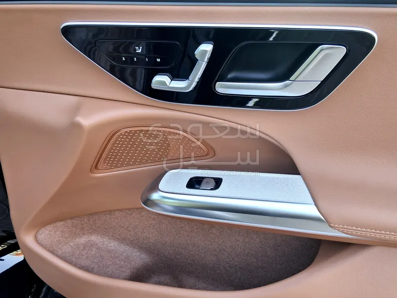 2026 Mercedes-Benz E 200