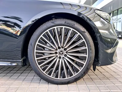 2026 Mercedes-Benz E 200