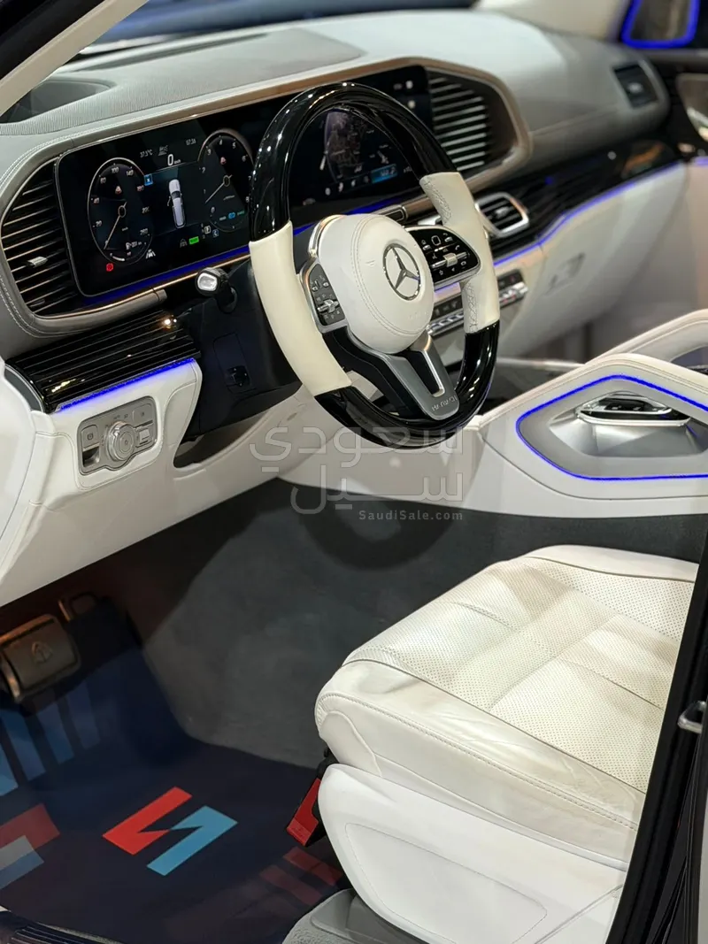 2022 مرسيدس - بنز جي إل إس 600 مايباخ