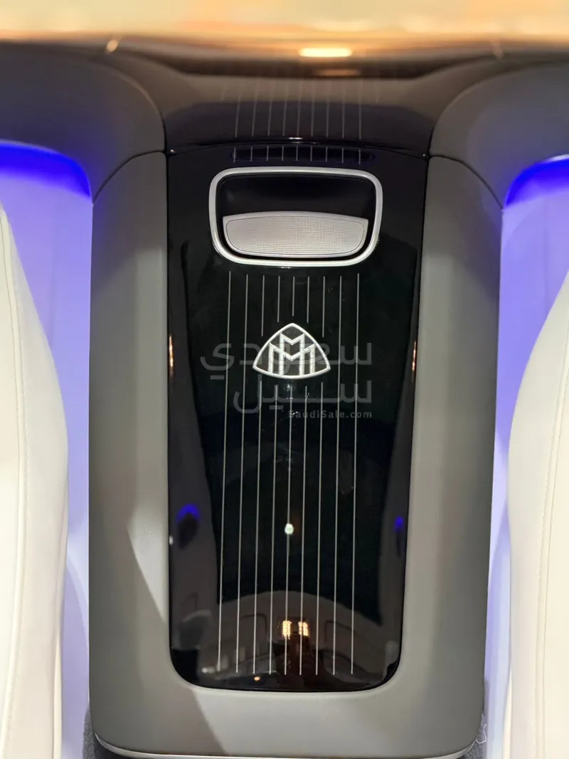 2022 مرسيدس - بنز جي إل إس 600 مايباخ