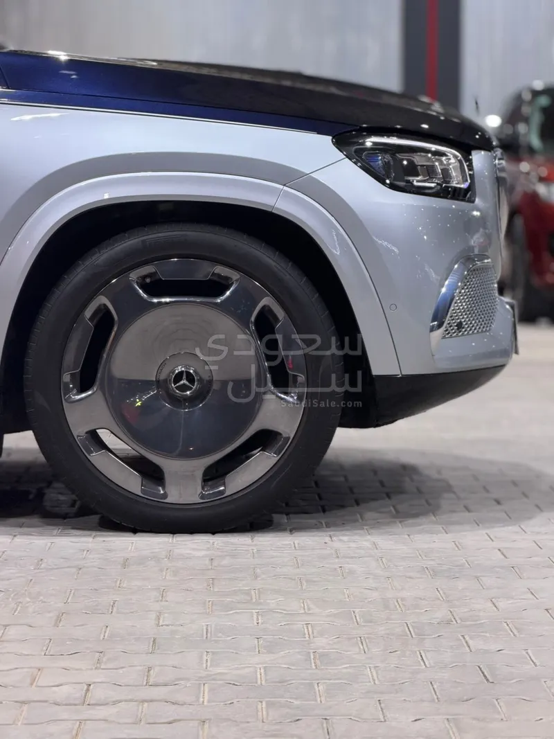 2022 مرسيدس - بنز جي إل إس 600 مايباخ