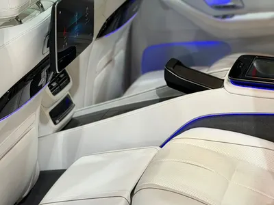 2022 مرسيدس - بنز جي إل إس 600 مايباخ