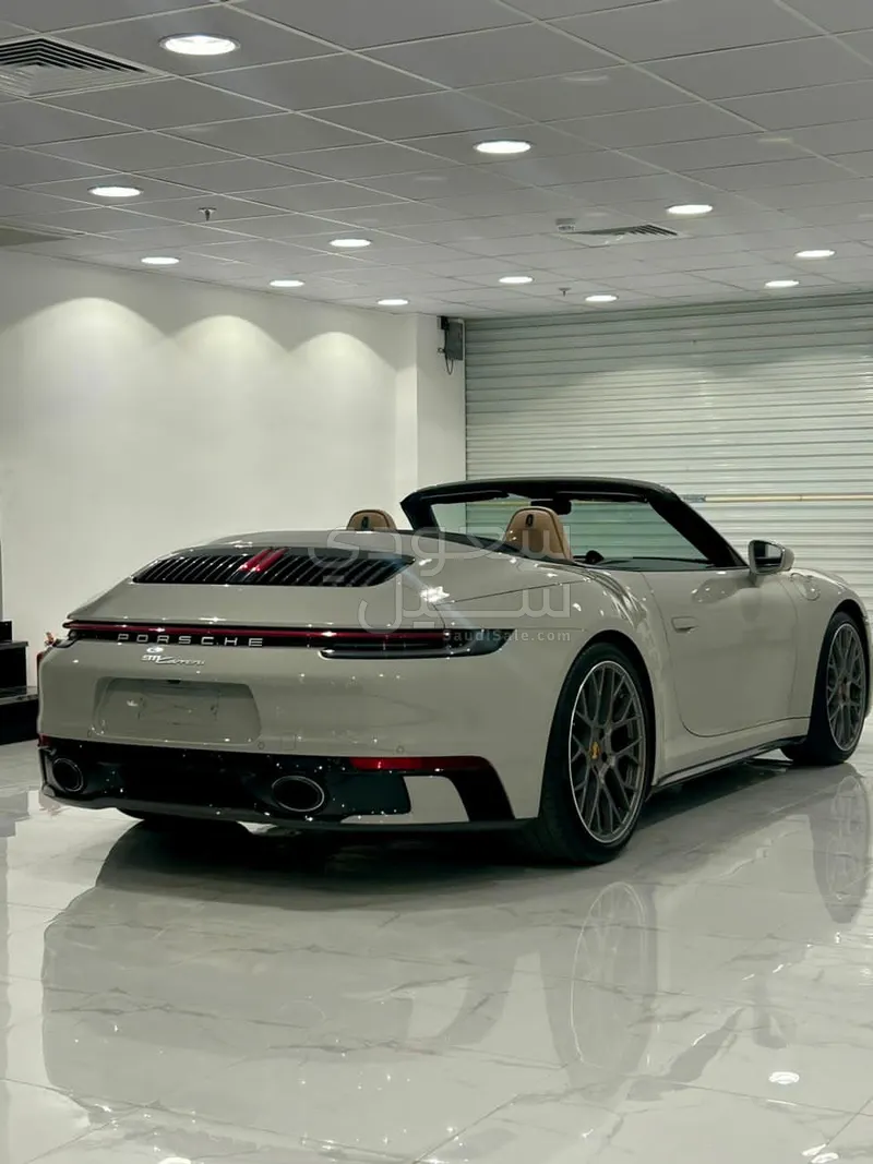 2022 بورش 911 كاريرا