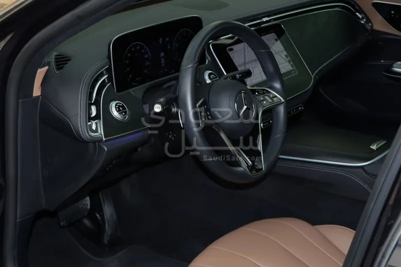 2025 Mercedes-Benz E 200