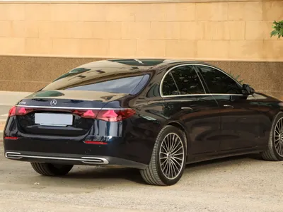2025 Mercedes-Benz E 200