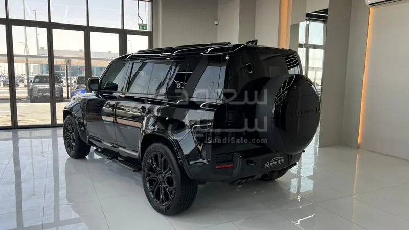 2026 Land Rover Defender Octa