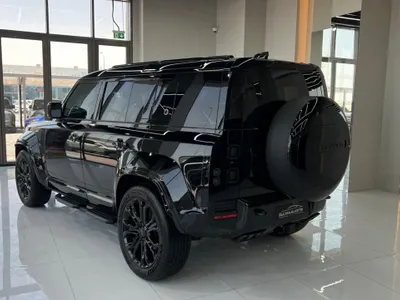 2026 Land Rover Defender Octa