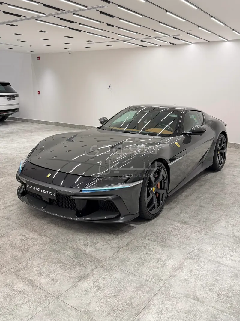 2025 Ferrari 12 Cilindri