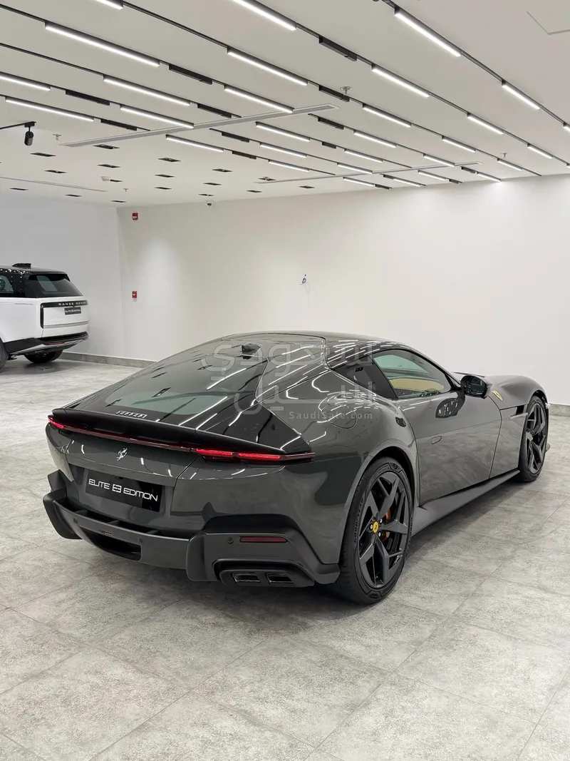 2025 Ferrari 12 Cilindri
