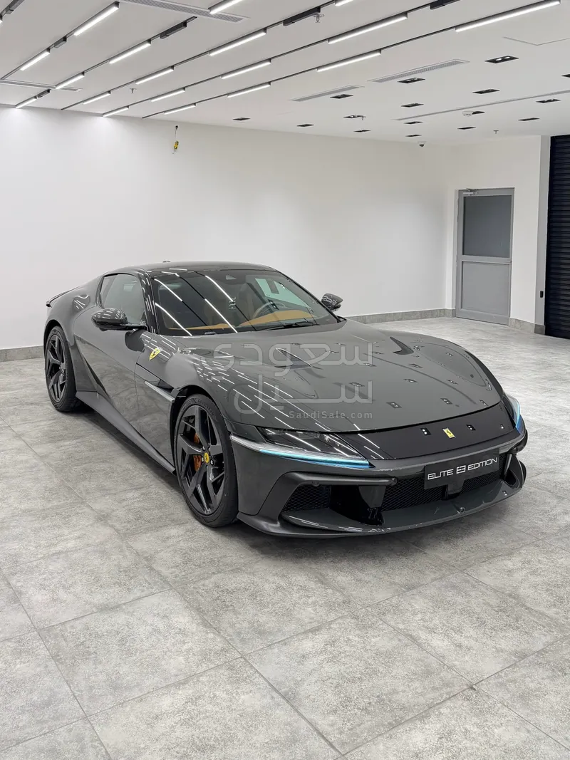 2025 Ferrari 12 Cilindri