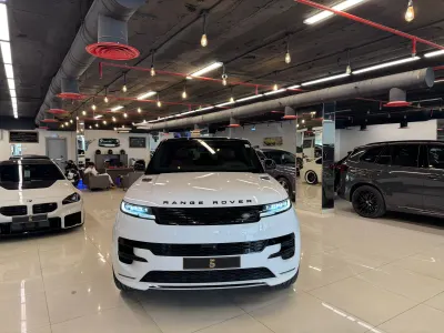 2024 لاند روفر رينج روفر سبورت اس اي