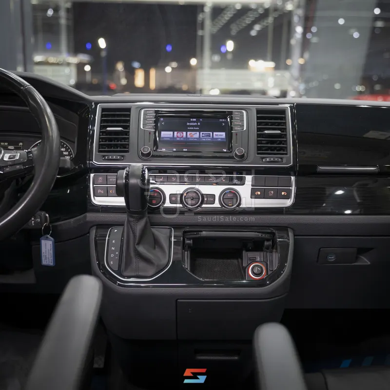 2016 Volkswagen Caravelle
