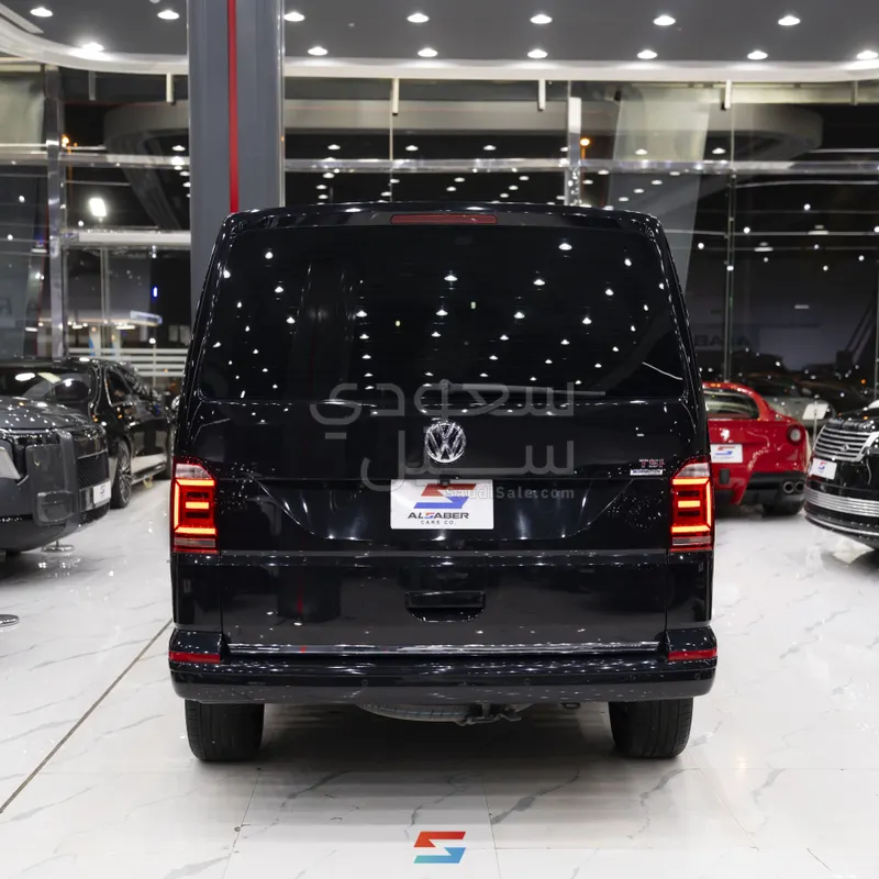 2016 Volkswagen Caravelle