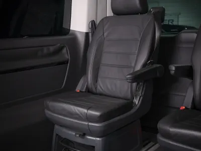2016 Volkswagen Caravelle
