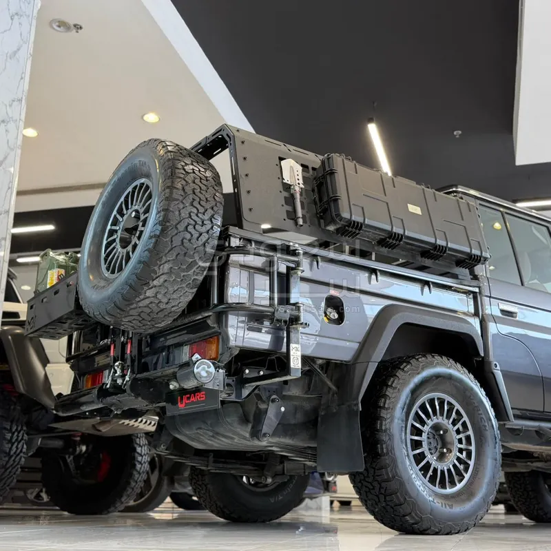 2024 Toyota Land Cruiser LX