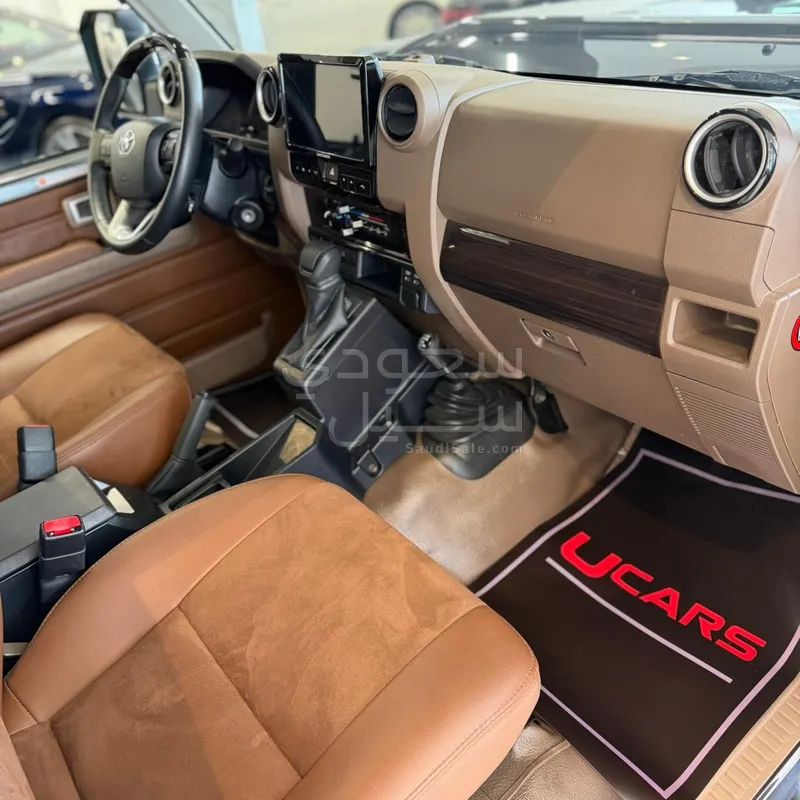 2024 Toyota Land Cruiser LX