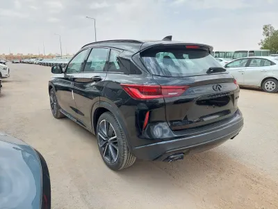 2024 انفينيتي كيو اكس 50