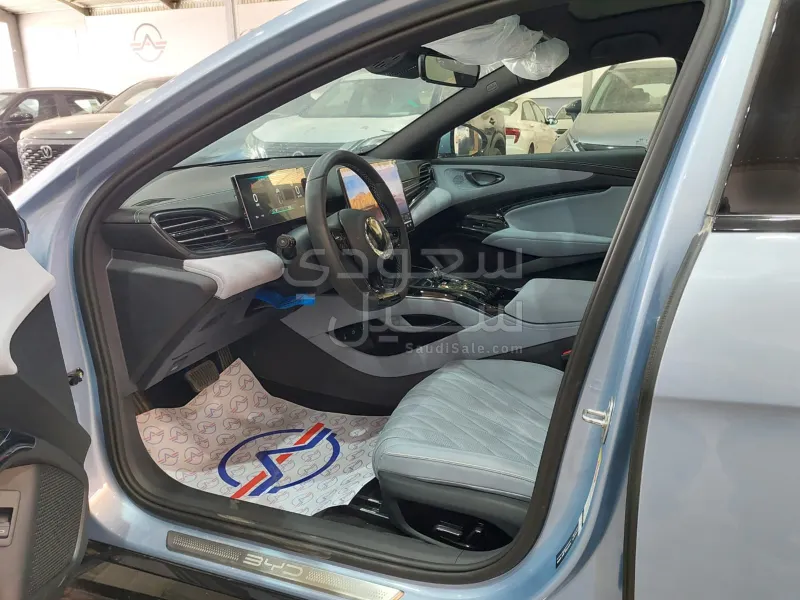 2025 BYD Seal