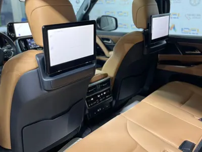 2025 لكزس إل إكس 600