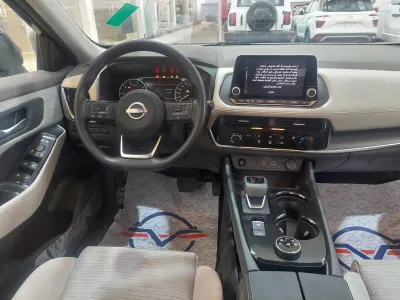 2025 نيسان اكس - ترايل