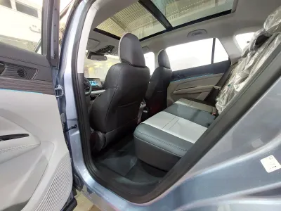 2025 Ford Territory titanium plus