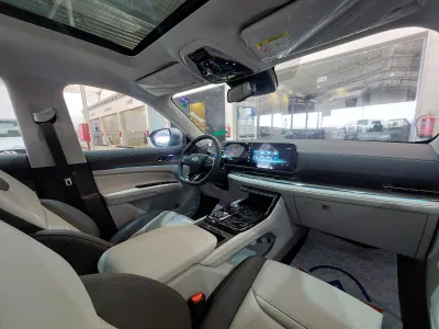 2025 Ford Territory titanium plus