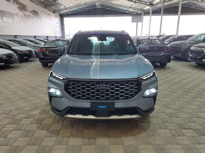 2025 Ford Territory titanium plus