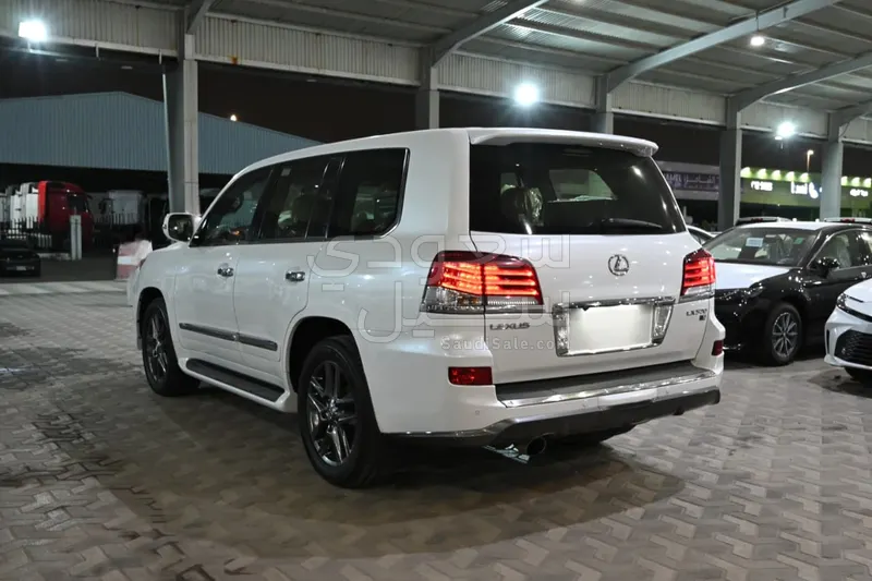2015 Lexus LX 570 S